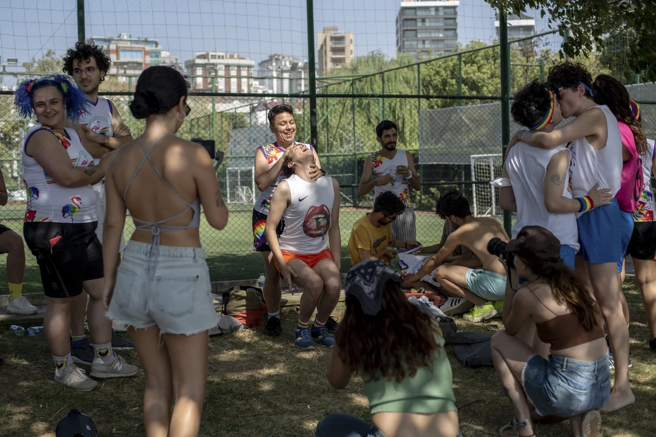 [:en]”at ıstanbul’s queer olympix, the aim is for lgbtq+ athletes to have fun and feel safe”[:tr]İstanbul Queer Olympix’te lgbtq+ sporcuların eğlenmesi ve kendilerini güvende hissetmeleri amaçlanıyor[:]